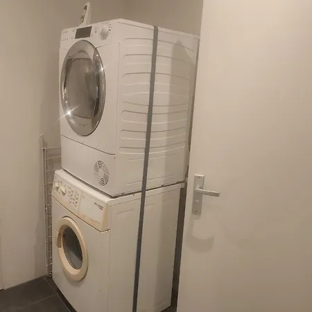 House With Garden In The Center Close To The Sea And Amsterdam